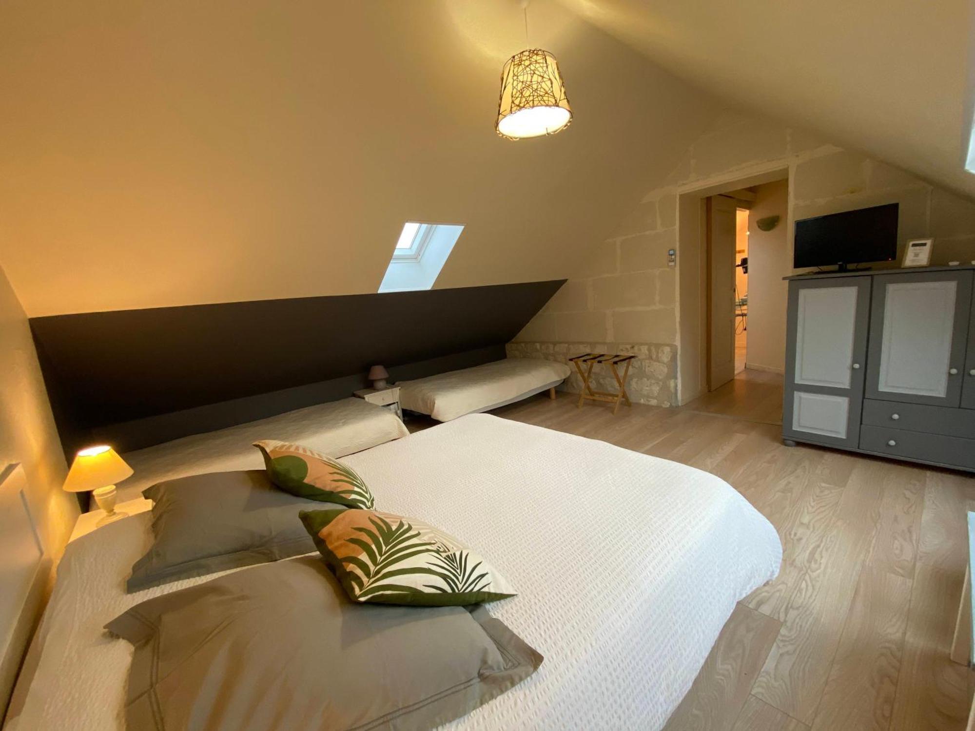 Les Mariniers Chambres D'Hotes -Guest House - Bain Nordique En Option Mareuil-sur-Cher Exterior foto