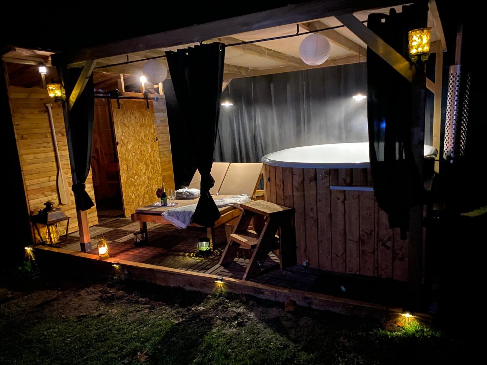 Les Mariniers Chambres D'Hotes -Guest House - Bain Nordique En Option Mareuil-sur-Cher Exterior foto